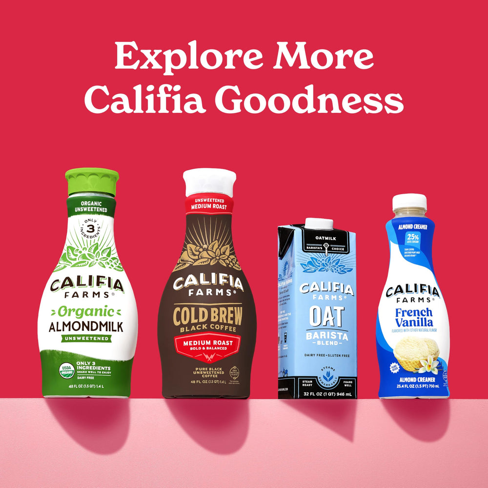 Califia Farms botella junto a leche de avena lista para mezclar cremosidad