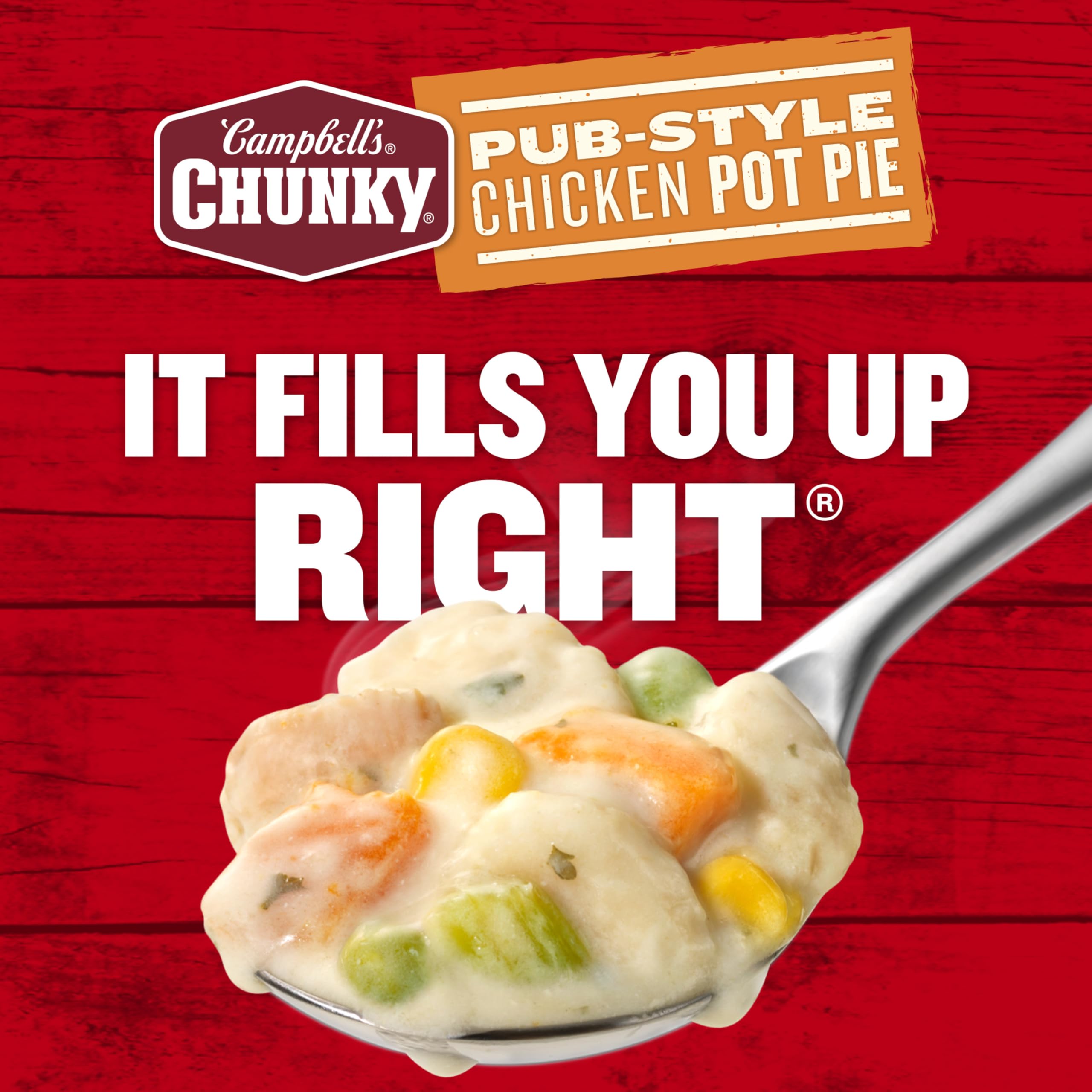 Campbell’s Chunky junto a fogata de campamento mostrando portabilidad y calentado