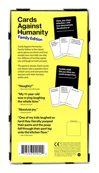 Cards Against Humanity primer plano de la impresión de la carta destacando legibilidad y durabilidad