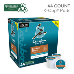 Caribou Coffee taza servida con espuma ligera beneficiando sabor equilibrado