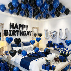 Carnira vista frontal del set completo mostrando letras y globos, ideal para sorpresa