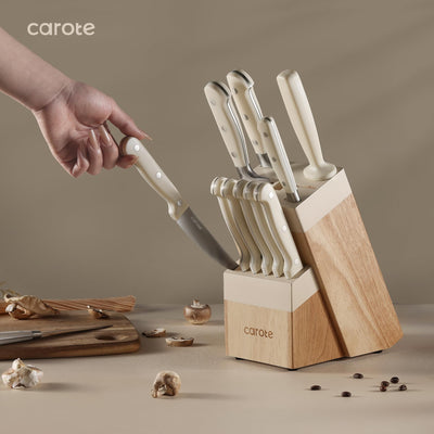 CAROTE seis cuchillos steak alineados, estética uniforme y rendimiento en la mesa