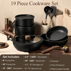 CAROTE close-up of detachable handle locking mechanism for secure cooking