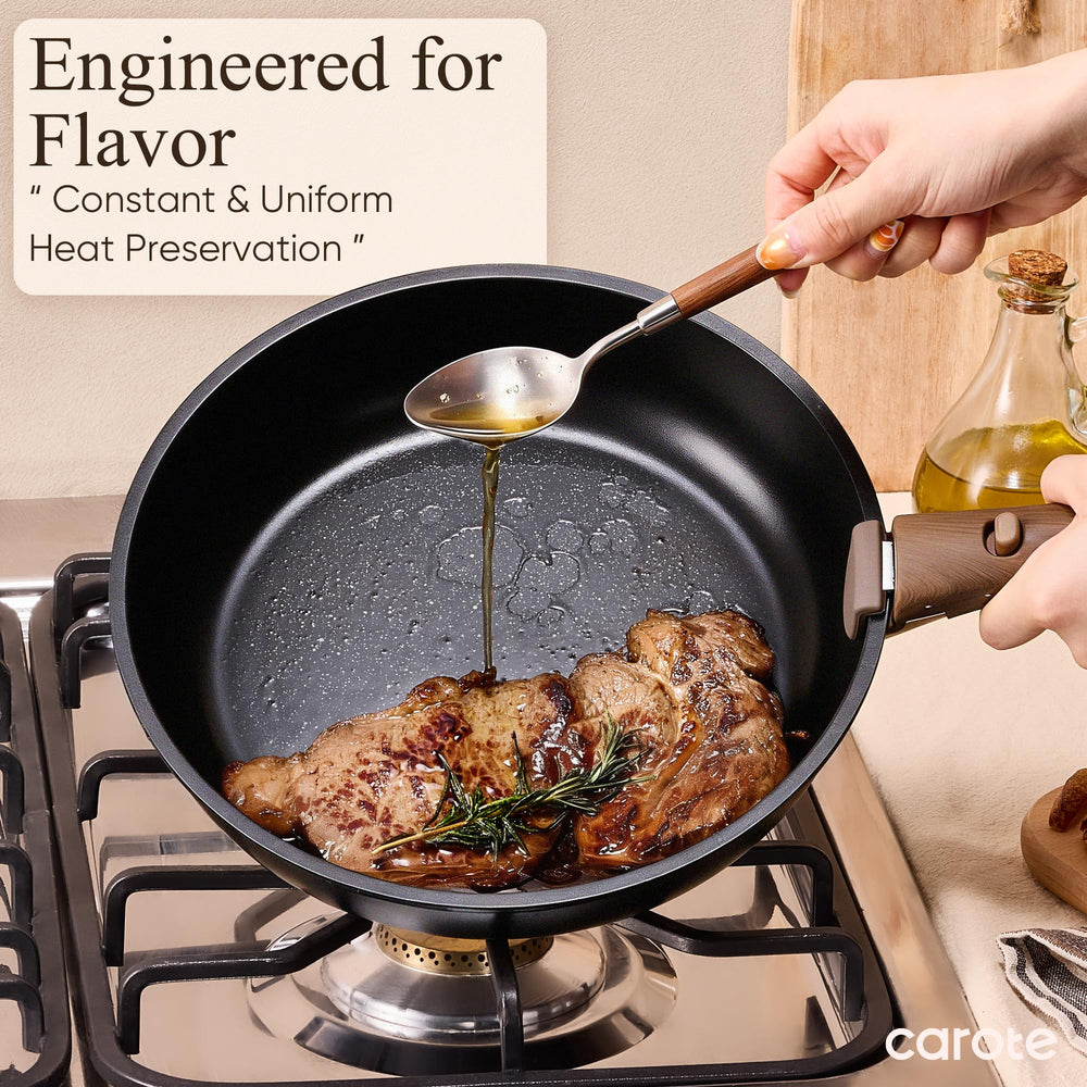 CAROTE arranged silicone lids and utensils highlighting multiuse convenience