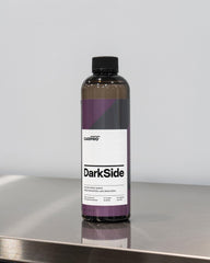 CARPRO Darkside aplicación con esponja para un acabado uniforme y fácil
