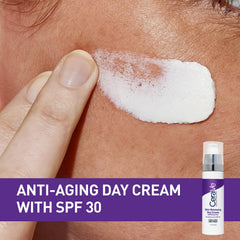 CeraVe product label highlighting encapsulated retinol and ceramides benefit