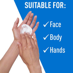 CeraVe textura cremosa de la crema en primer plano, hidratación no grasa visible