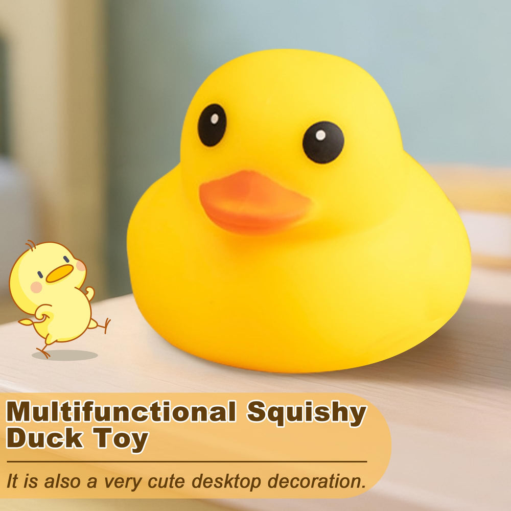 Cevly pato siendo apretado demostrando elasticidad y recuperación