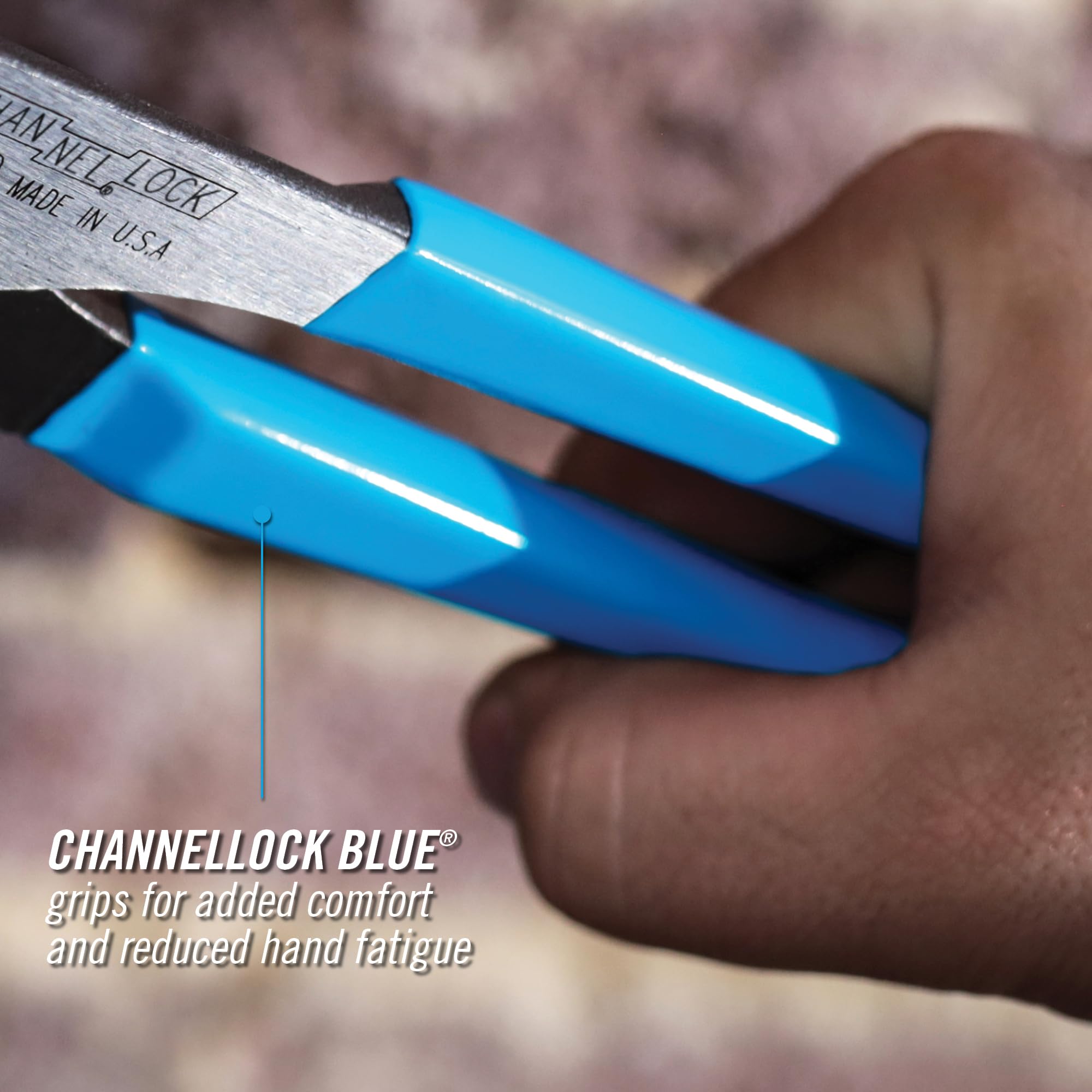 Channellock junto a regla mostrando escala y tamaño compacto