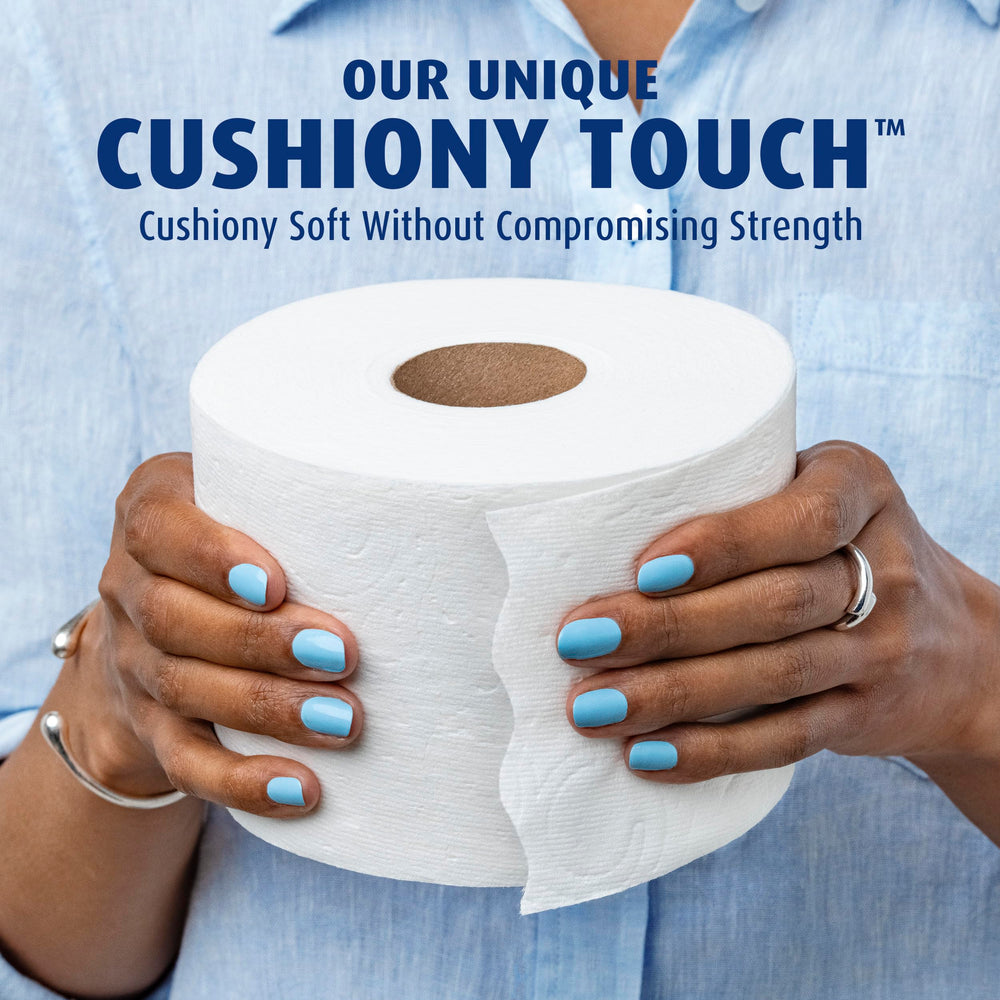 Charmin comparación de tamaño Family Mega frente a rollo regular para ahorro