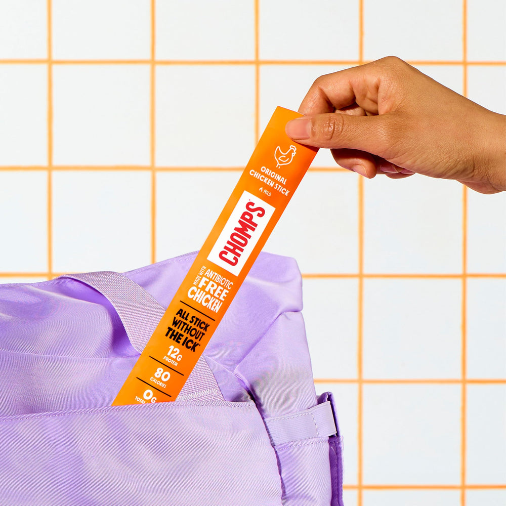 Etiqueta nutricional de Chomps destacando 12 g proteína y 0 g azúcar