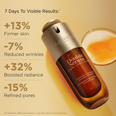 CLARINS close-up of separated water and oil phases highlighting balanced delivery