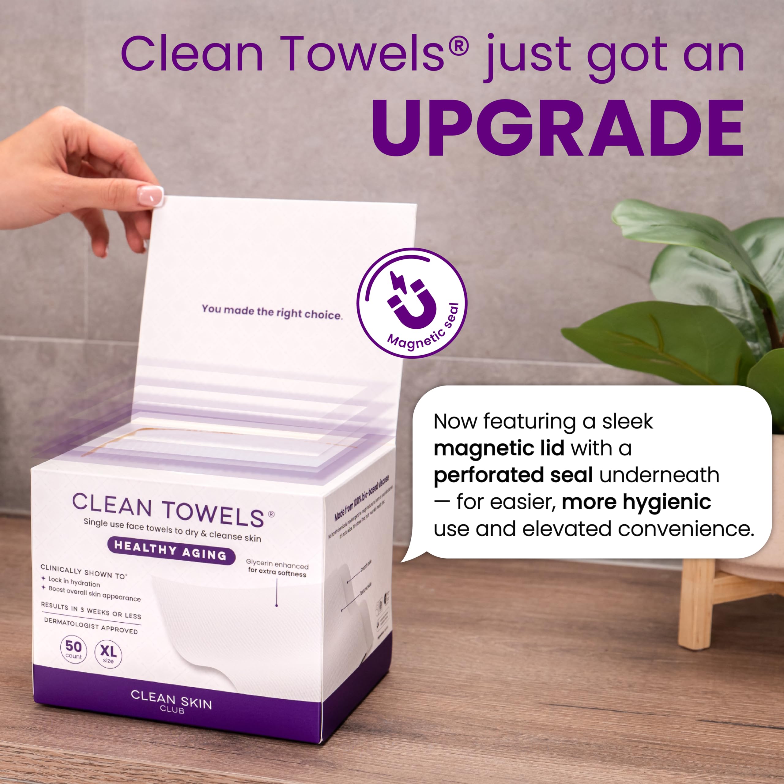 CLEAN SKIN CLUB toalla retirando exceso de producto, protege barrera cutánea