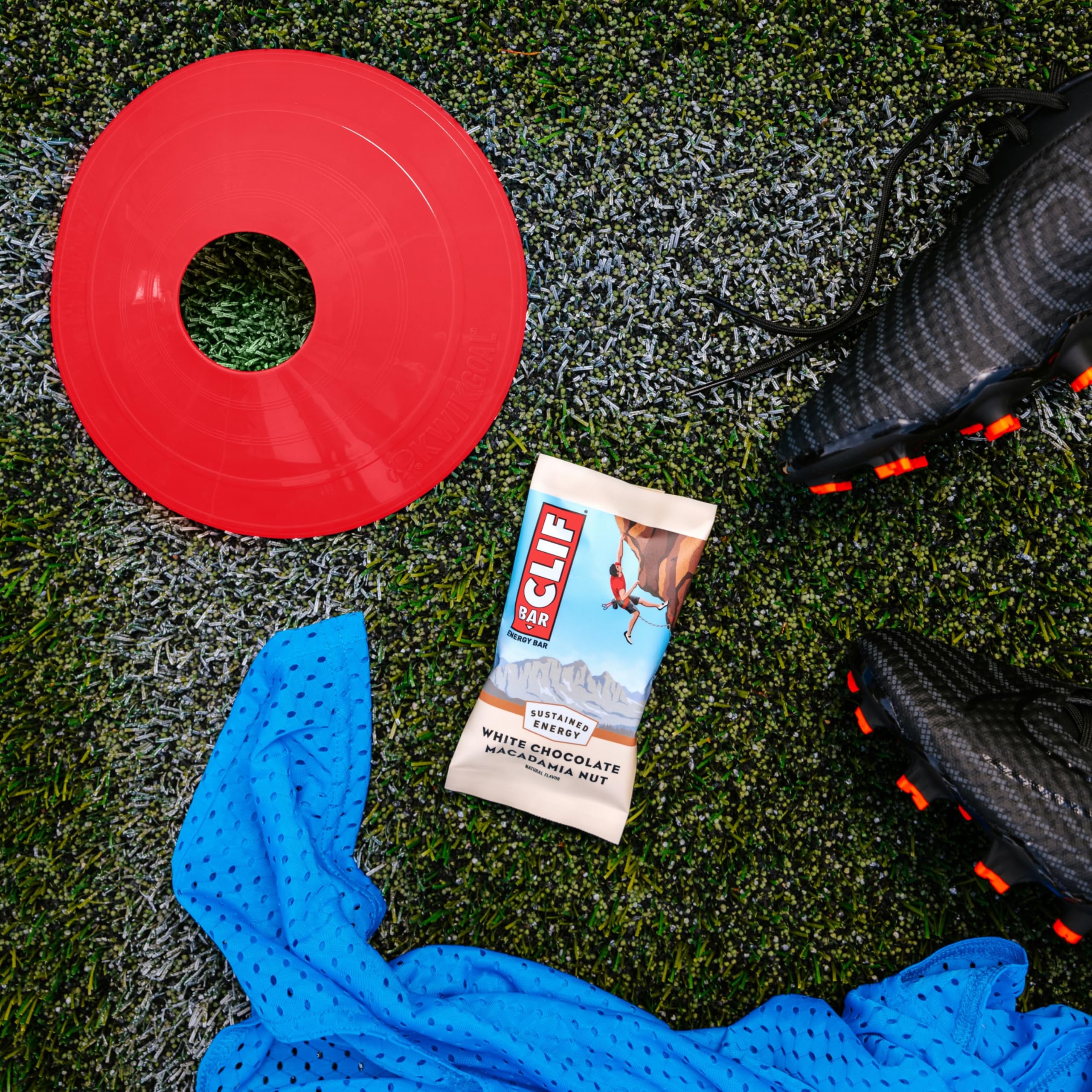 CLIF Bar etiqueta nutricional mostrando proteína y advertencias de alérgenos claras
