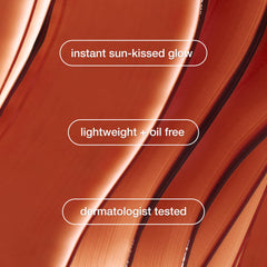 Clinique gotas mezcladas con crema ilustrando uso y acabado luminoso