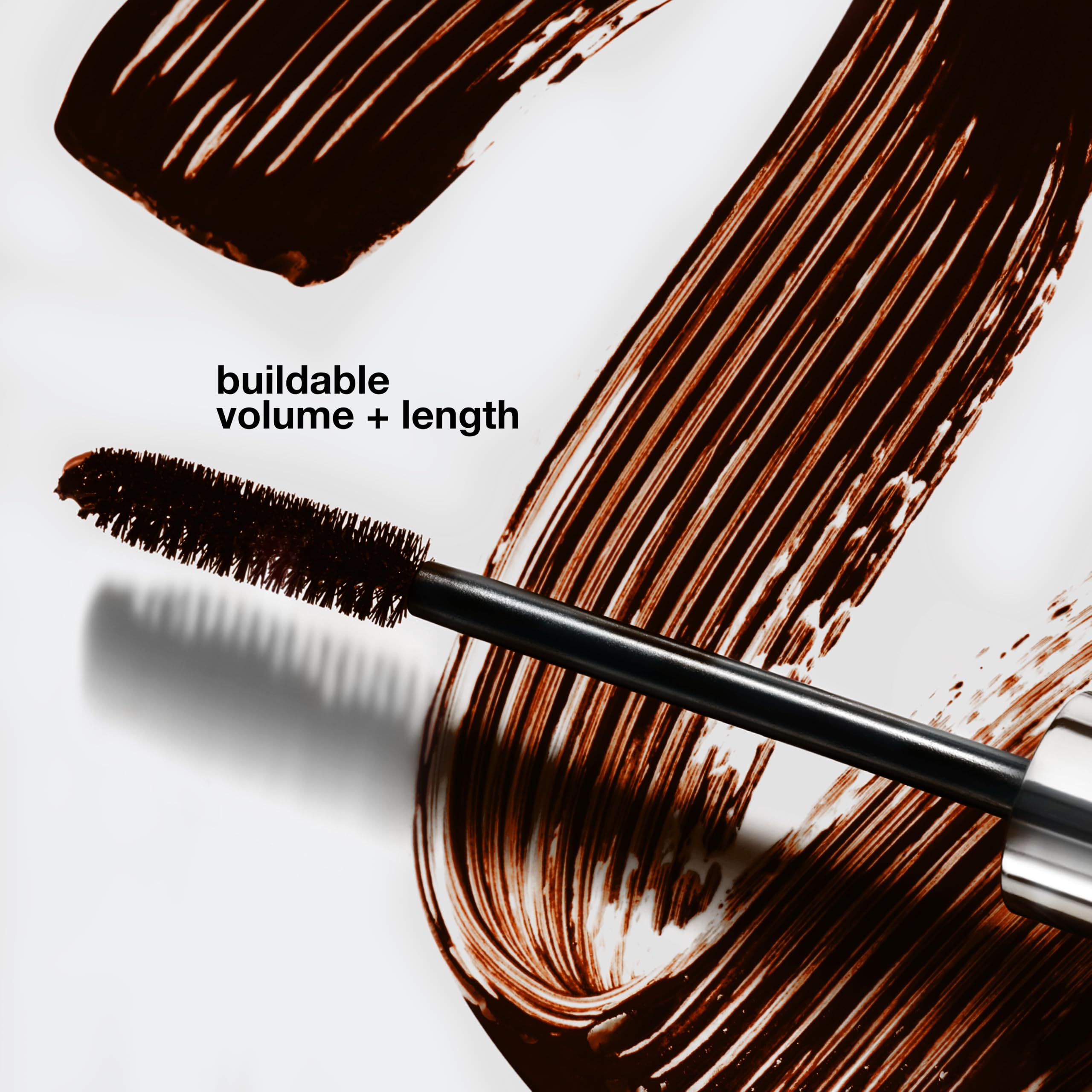 Clinique High Impact envase y etiqueta legible enfocando seguridad