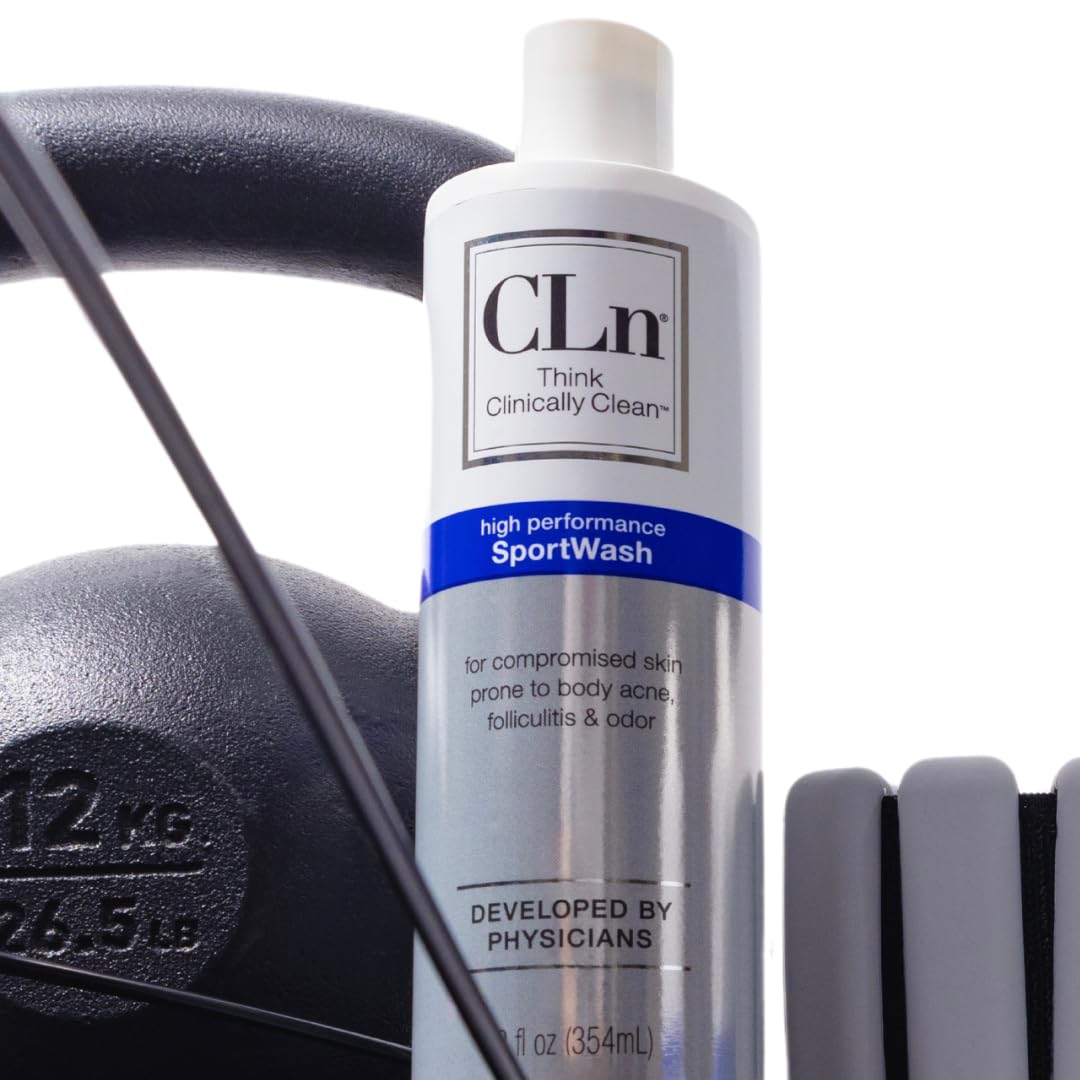CLn SportWash dentro de una bolsa de gimnasio listo para llevar al entrenamiento