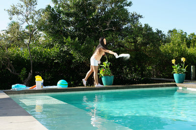 Clorox Pool & Spa close-up of granules highlighting quick-dissolving texture for fast treatment