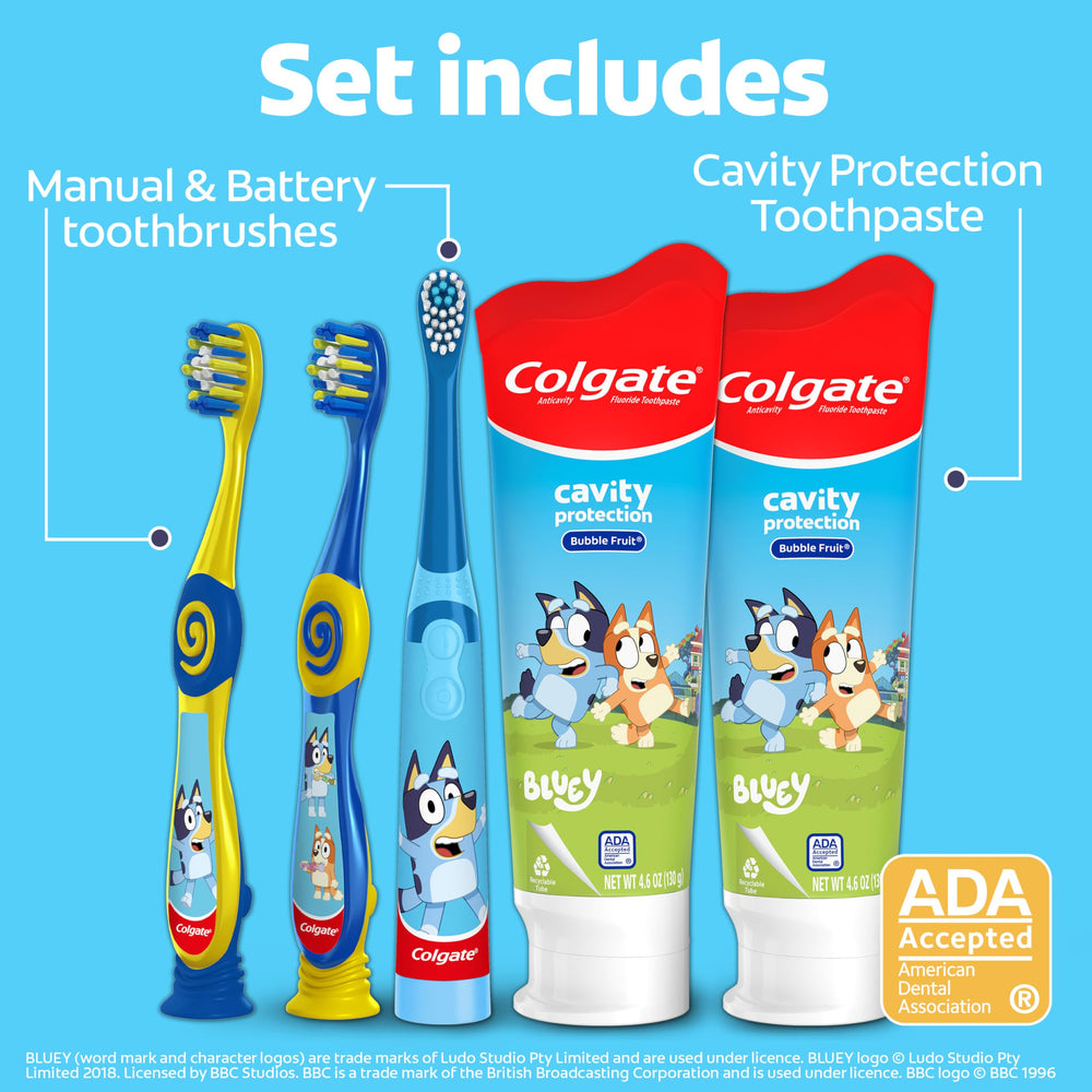 Colgate Bluey dos cepillos manuales con mangos ergonómicos para manos pequeñas