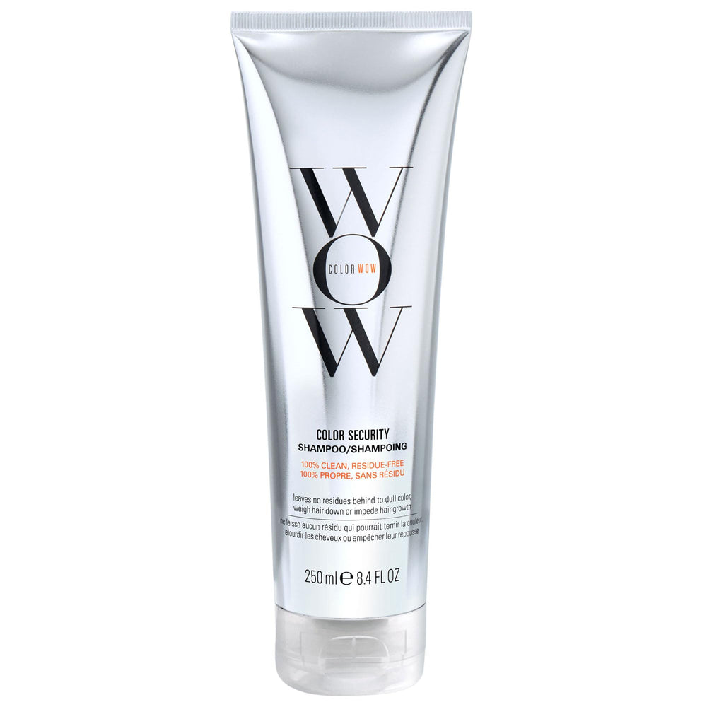 COLOR WOW envase frontal mostrando diseño y limpieza profesional