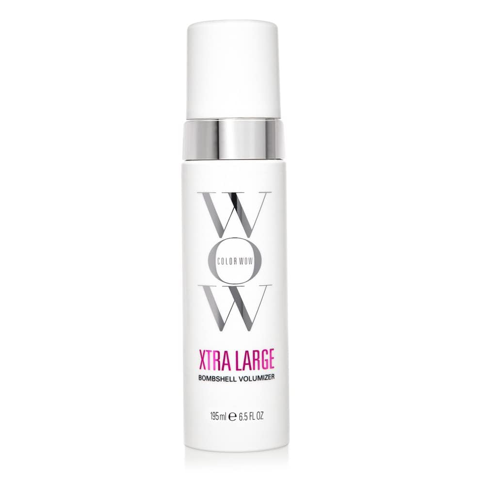 COLOR WOW envase frontal mostrando el nombre y diseño con beneficio de volumen ligero