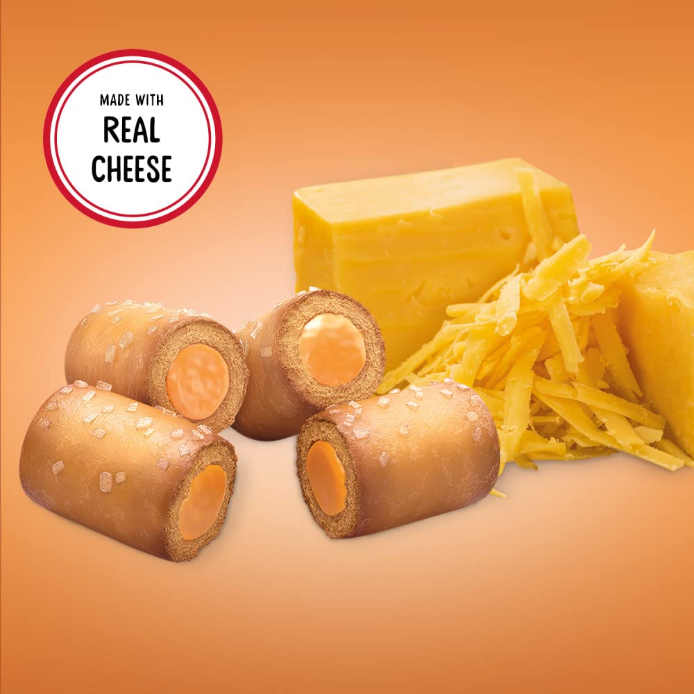 Combos primer plano del relleno de cheddar cremoso y apetecible