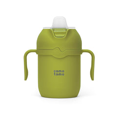 Comotomo vaso frontal verde mostrando diseño y agarre ergonómico