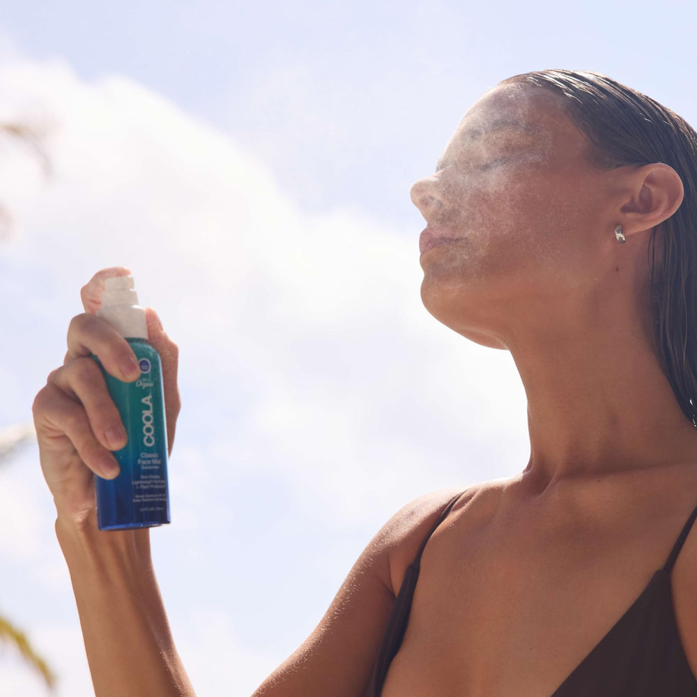 COOLA en la playa resistente al agua, protección adecuada para actividades marinas