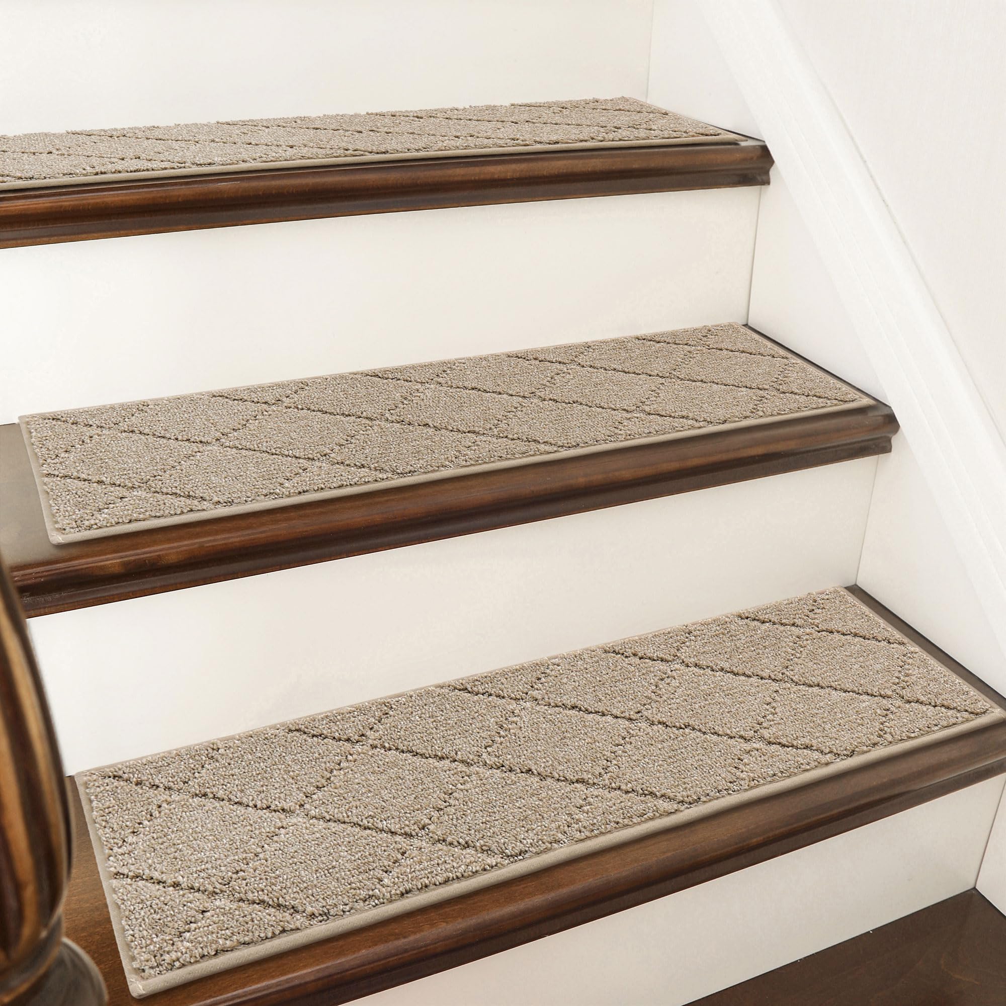 COSY HOMEER front packaging showing four beige stair treads and benefits