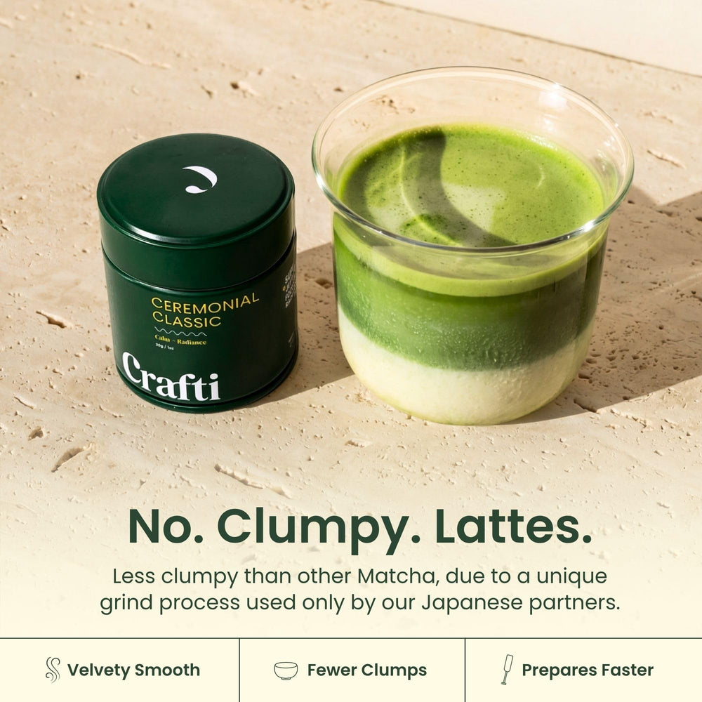 Crafti polvo matcha en primer plano con textura fina y beneficio de mezcla suave