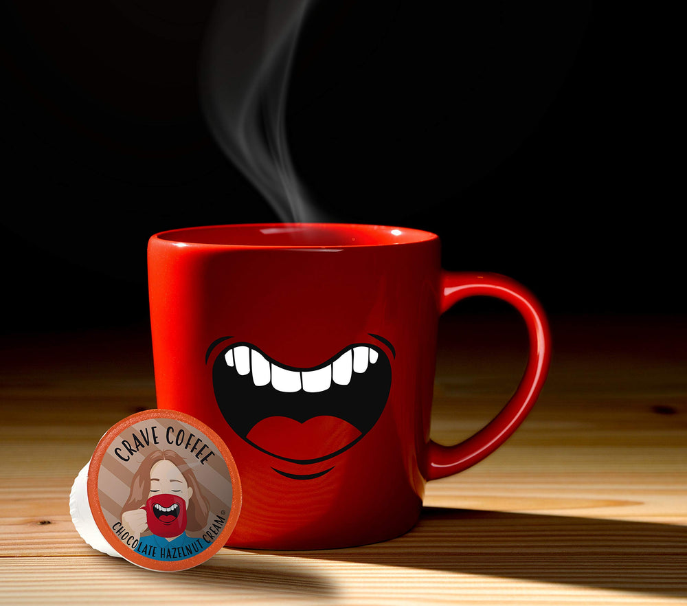 Crave Beverages cápsula insertada en cafetera K-Cup demostrando compatibilidad