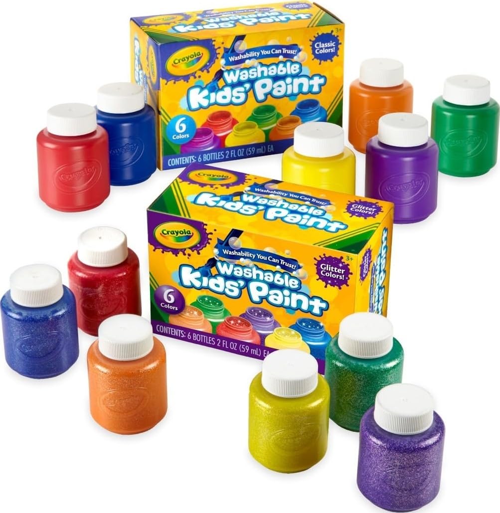 Crayola frontal de envases mostrando los 12 colores y presentación práctica