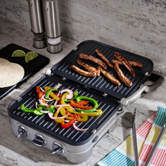 Close-up of Cuisinart ridged plate texture providing sear marks benefit