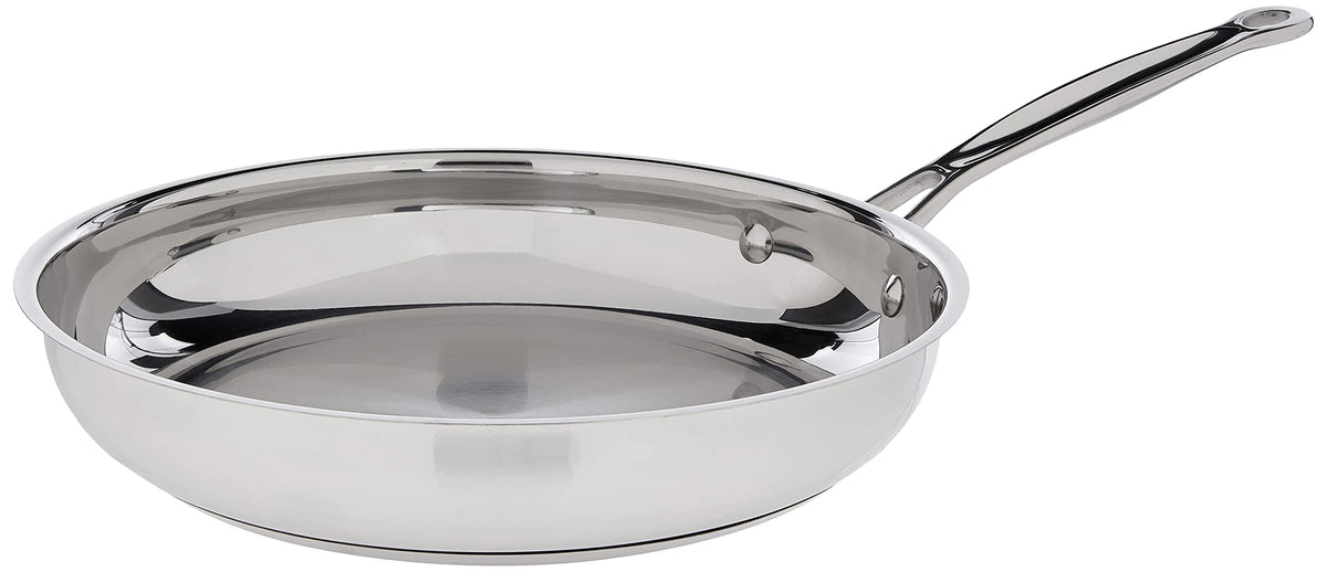 Cuisinart sartén 10 pulgadas vista frontal brillo profesional y distribución de calor