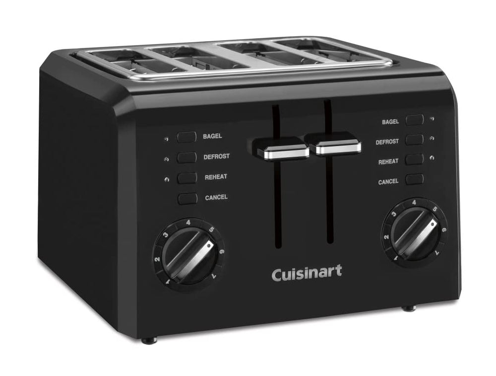 Cuisinart close-up of 1.5-inch wide slot fitting thick bread for versatile use