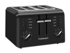 Cuisinart close-up of 1.5-inch wide slot fitting thick bread for versatile use