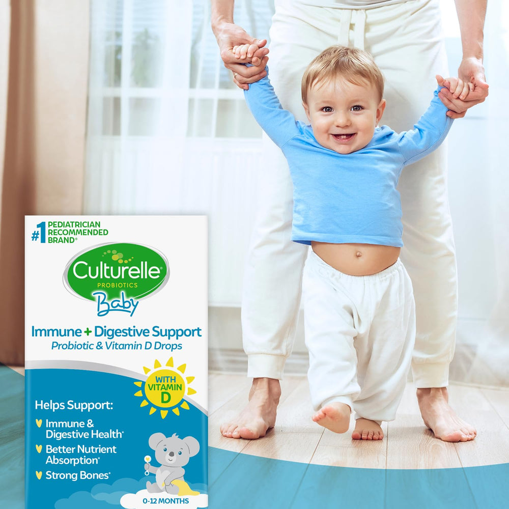 Culturelle comparación de tamaño junto a juguete para escala