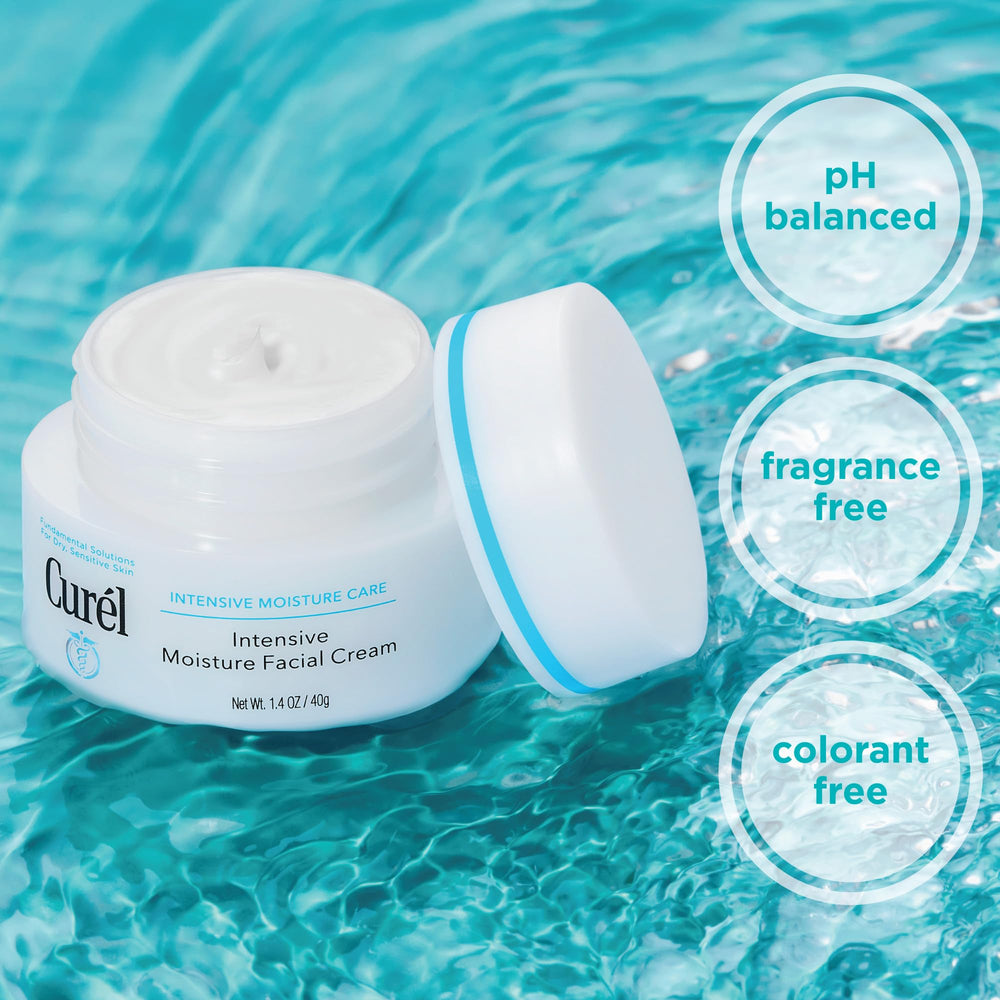 Curel junto a esencia Hydrating Water Essence para doble hidratación