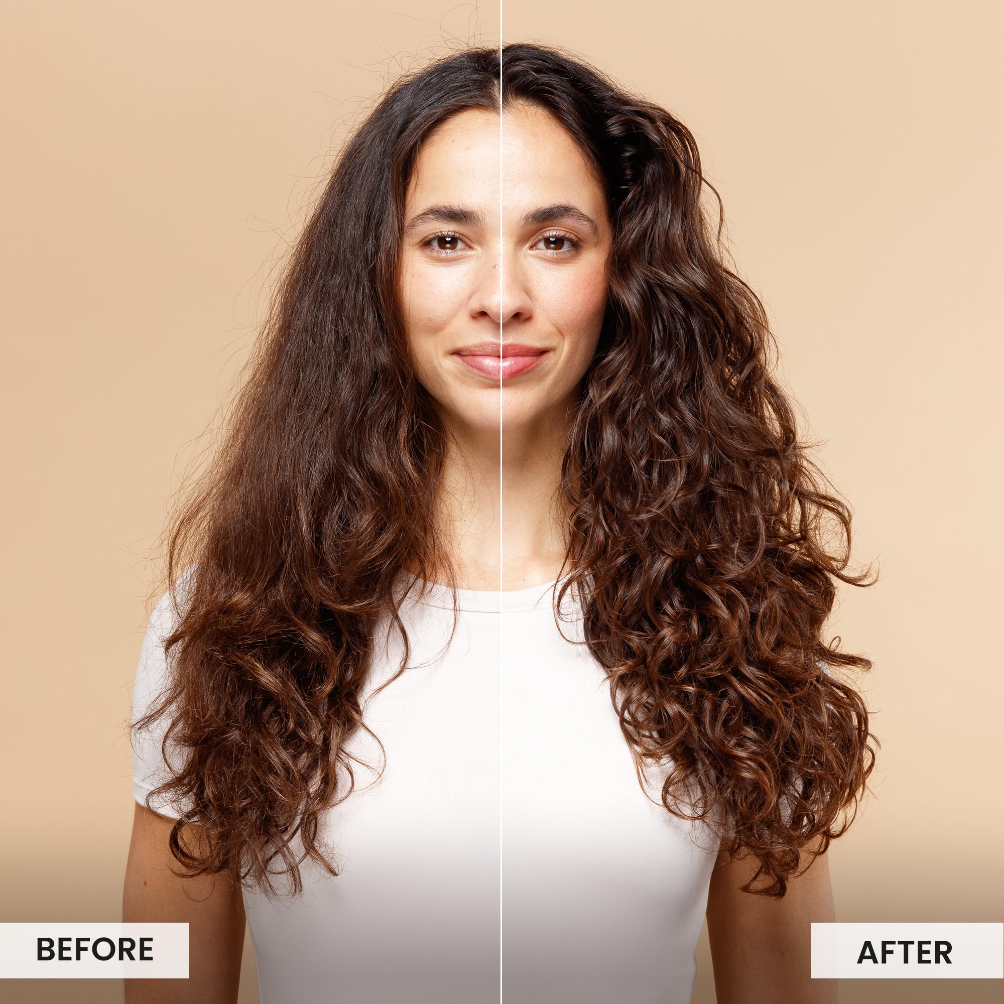 CURLSMITH primer plano ingredientes con ácido hialurónico y murumuru nutritivo