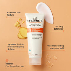 CURLSMITH textura cremosa sedosa en mano para hidratación ligera