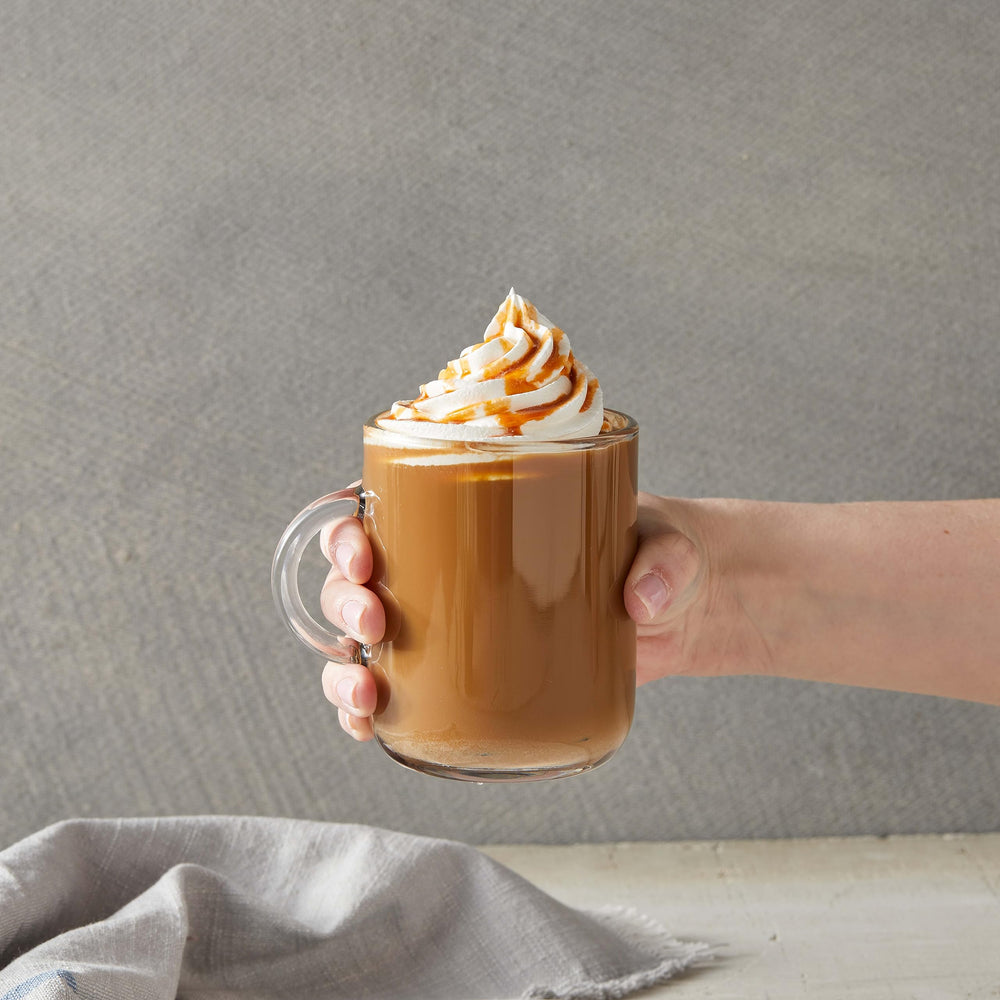 DaVinci Gourmet uso en barra de cafetería mostrando versatilidad para bebidas y postres