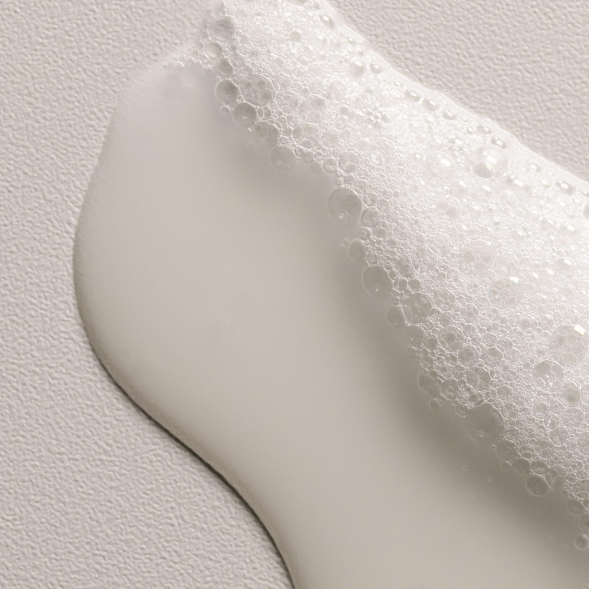 Davines OI primer plano de etiqueta con ingredientes nutritivos