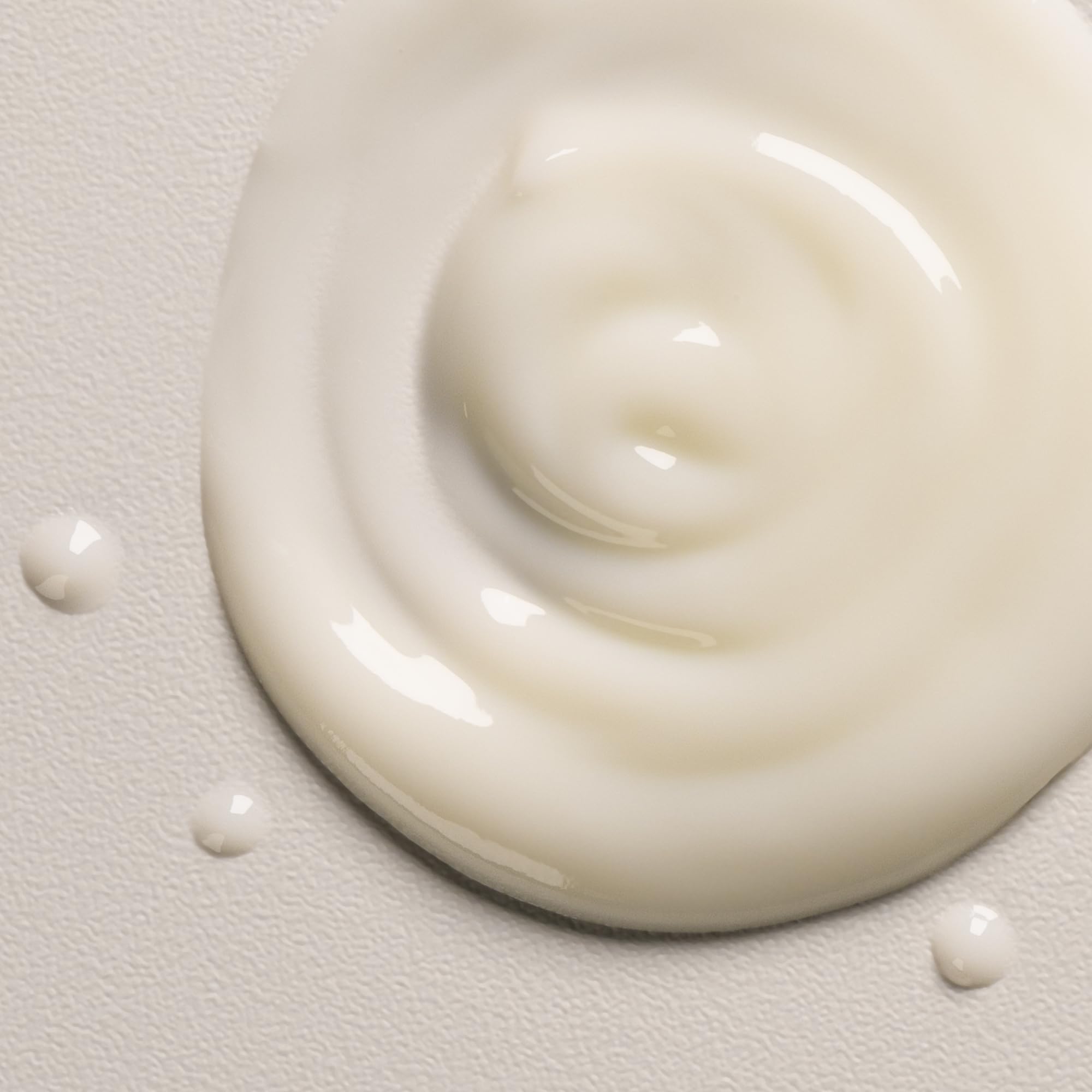 Davines OI label and ingredients detail highlighting nourishing components