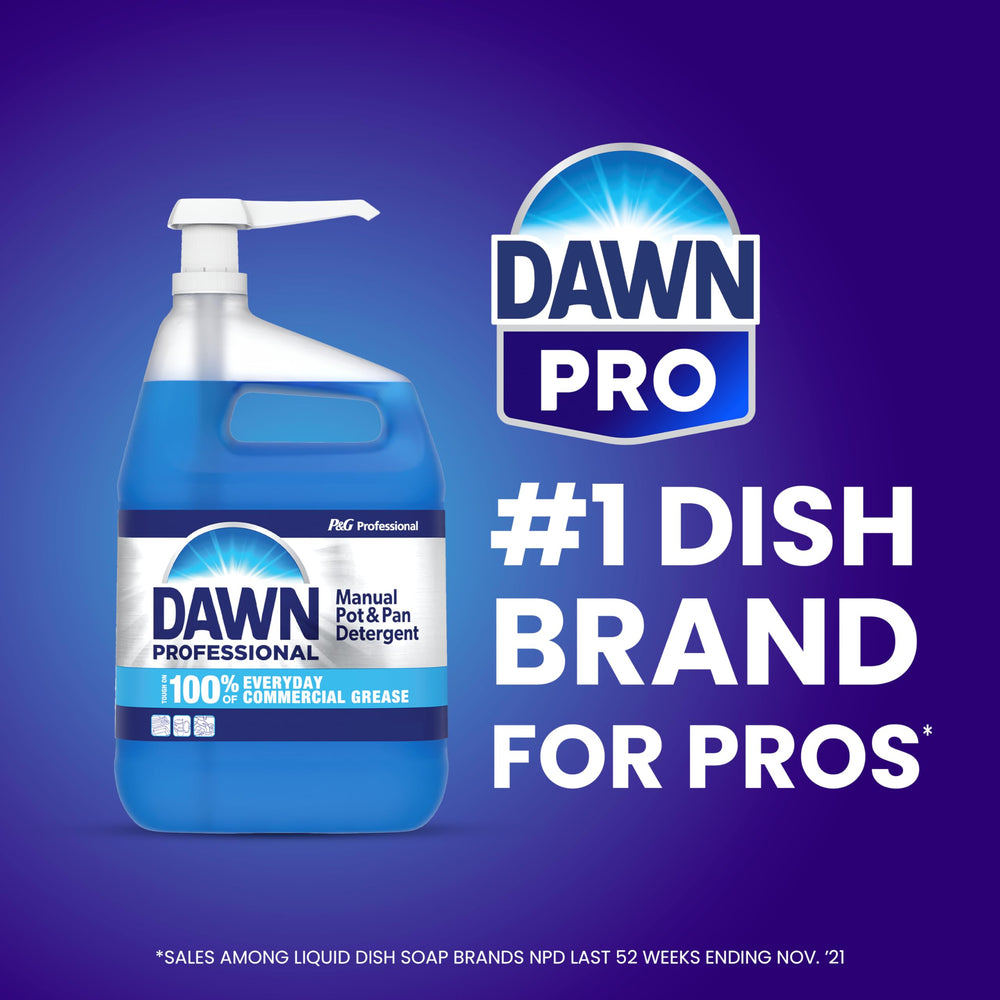 Measured dosing of Dawn PROFESSIONAL in a three-compartment sink to illustrate proper dilution