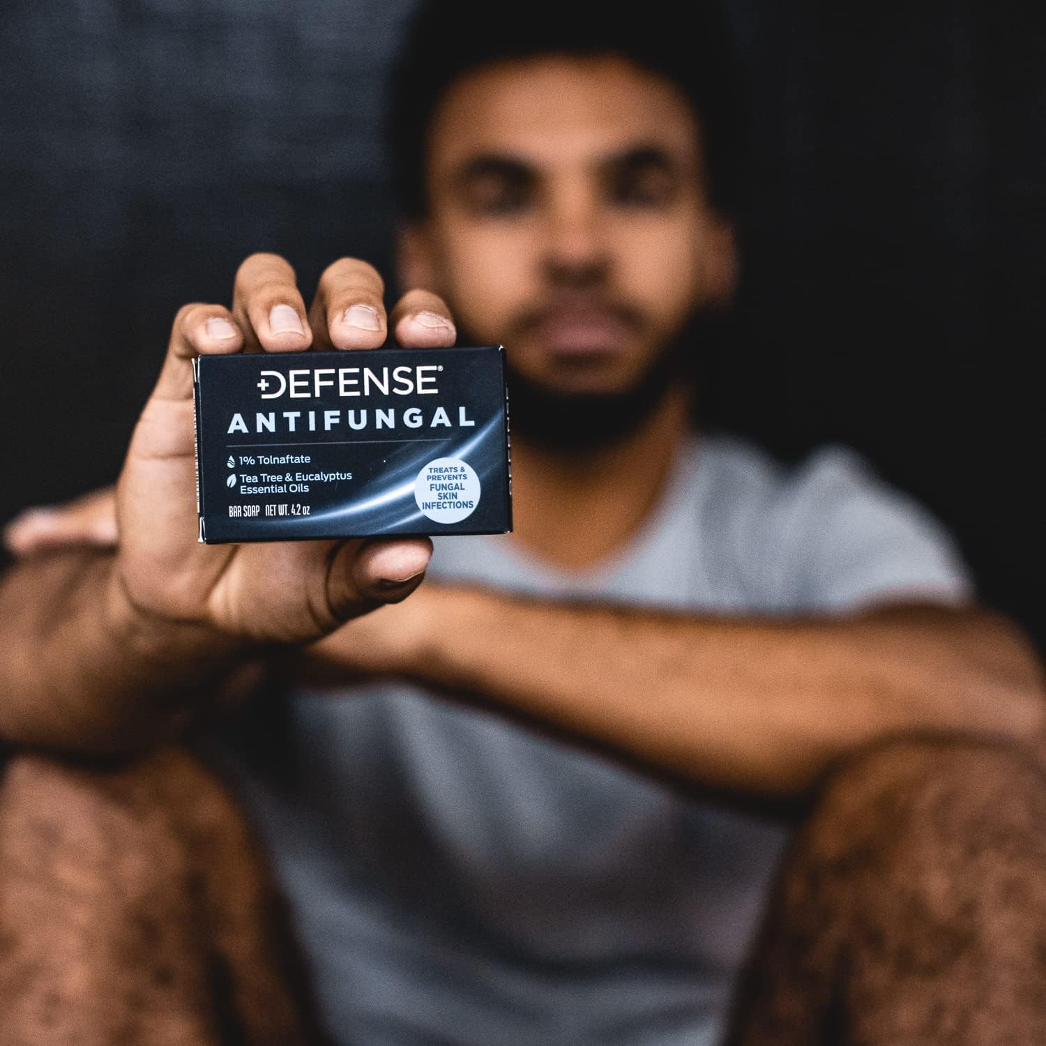 Defense Soap barra junto al Defense Original para combinar higiene diaria y tratamiento