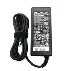 Dell cargador 65W con cable y adaptador visto desde arriba, fácil transporte