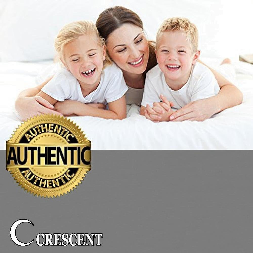 DESTINY CRESCENT BEDDING comparación de tamaño Full XL junto a objetos para escala