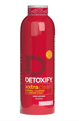 Detoxify botella frontal mostrando Xxtra Clean Herbal y ventaja de fórmula extra fuerte