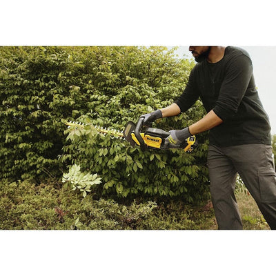 DEWALT 20V MAX battery compatibility graphic enabling flexible runtime options