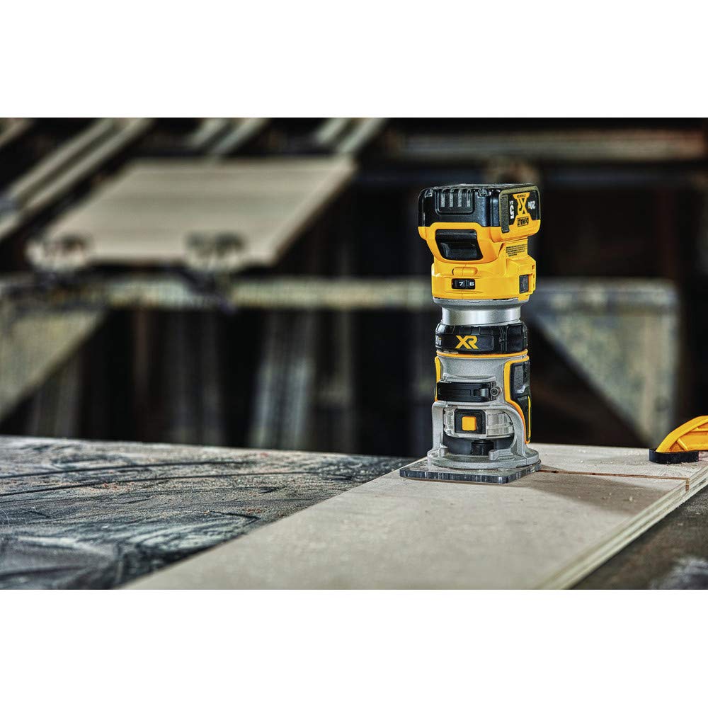 DEWALT router in use on an edge profile demonstrating maneuverability and finish quality